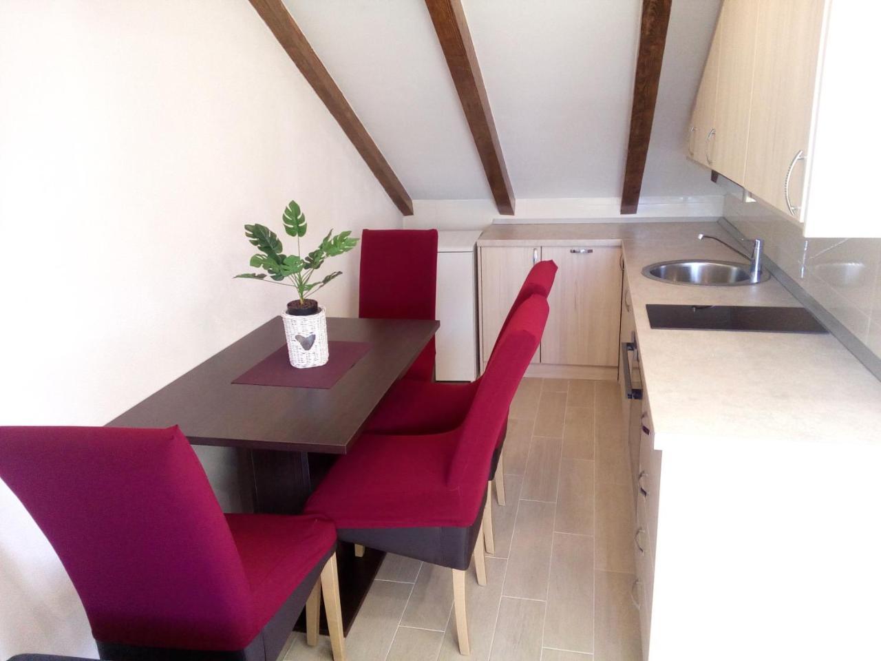 Holiday Apartments Maslina Paho Babino Polje Exterior photo